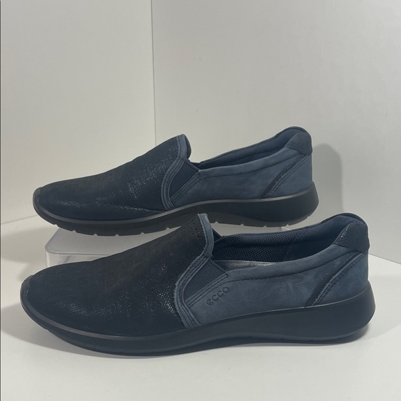 Ecco Dark Blue Metallic & Blue Leather Soft 5 Slip-On Sneakers - Picture 4 of 15